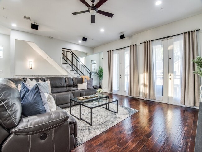 Building Photo - 1509 Holly St