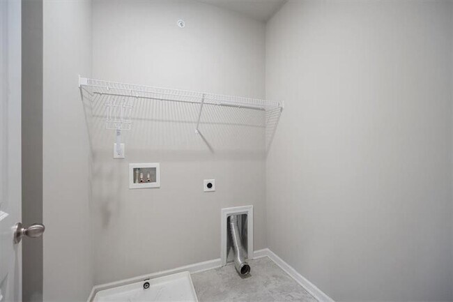 Building Photo - 1505 Slopeside Loop SE