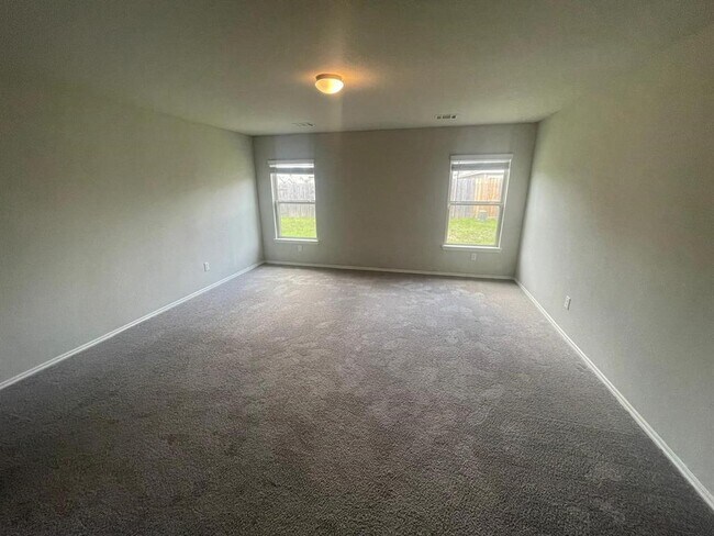 Building Photo - 14550 Breezy Orch Trail