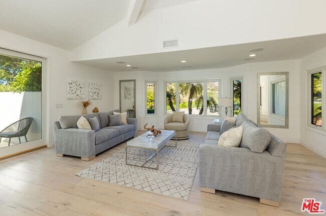 Building Photo - 6358 Ramirez Mesa Dr