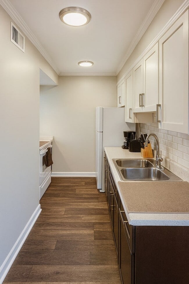 38a70eee-964b-4b53-8ce5-7596e2b61622[1] - Silverstone Apartments