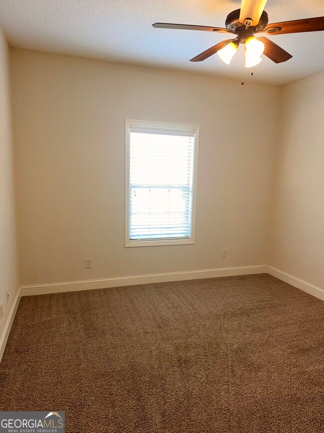 Building Photo - 1038 Sand Dollar Way