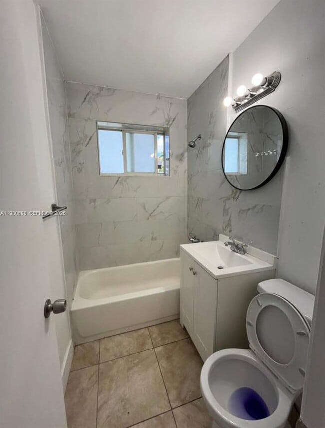 Building Photo - 1920 NW 29th St