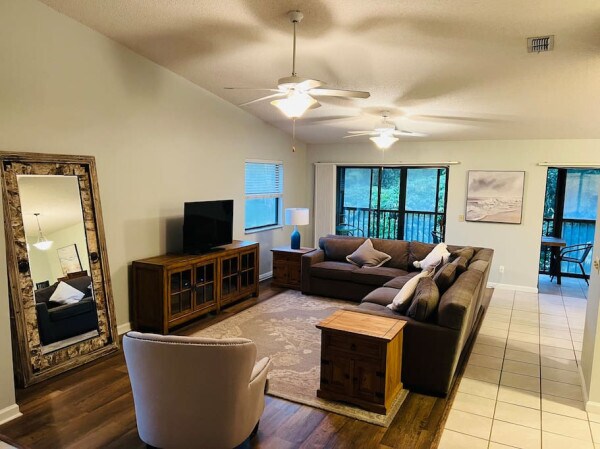 Building Photo - 26 Talavera Ct