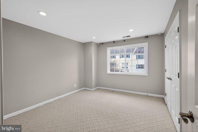 Building Photo - 1455A N Van Dorn St