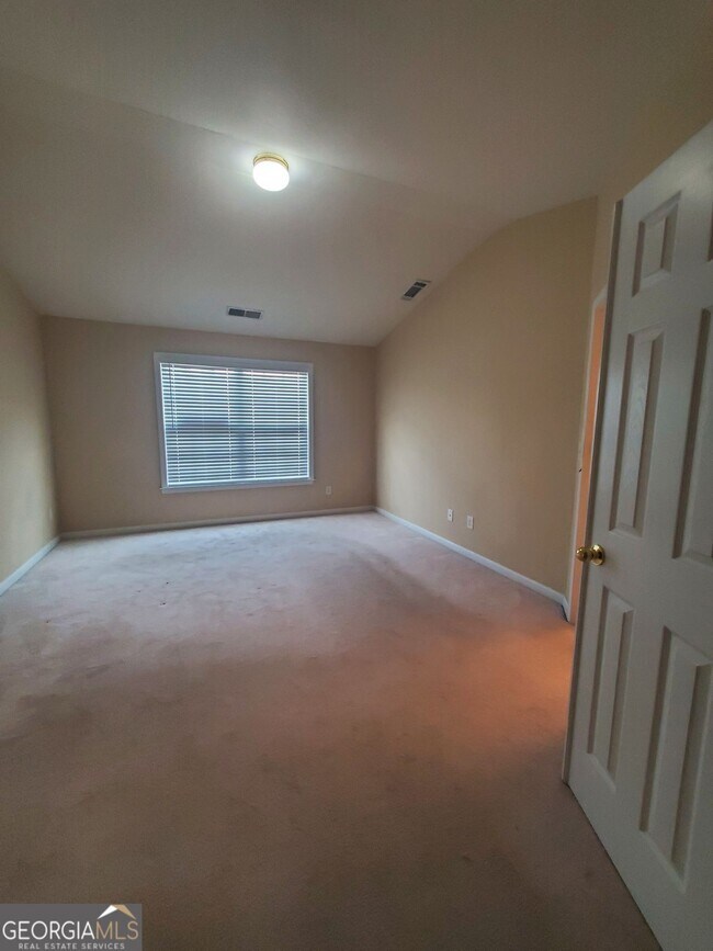 Building Photo - 2233 Nottley Dr