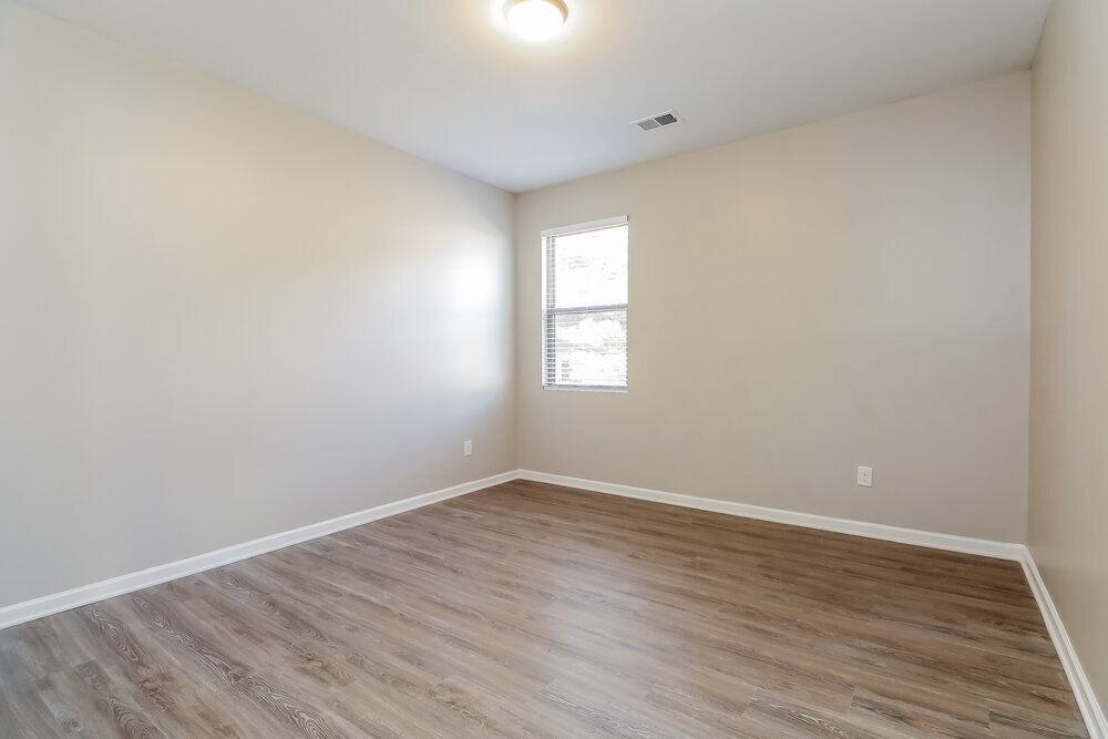 Building Photo - 1079 Lear Dr