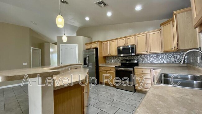 Building Photo - 6839 W Brightwater Way