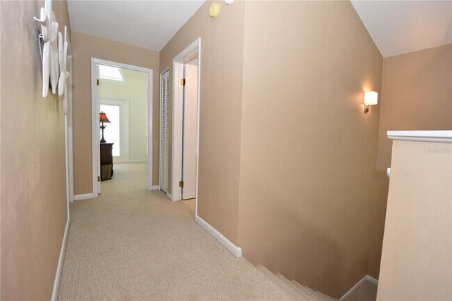 Building Photo - 26 Landings Ln