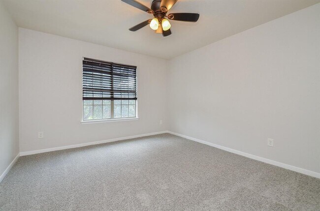 Building Photo - 15219 Bartlett Landing Dr