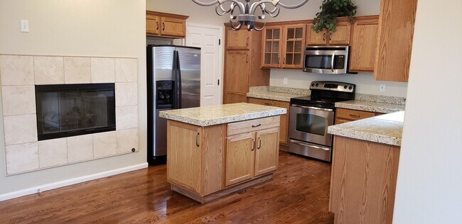 Building Photo - 10670 Cherrybrook Cir