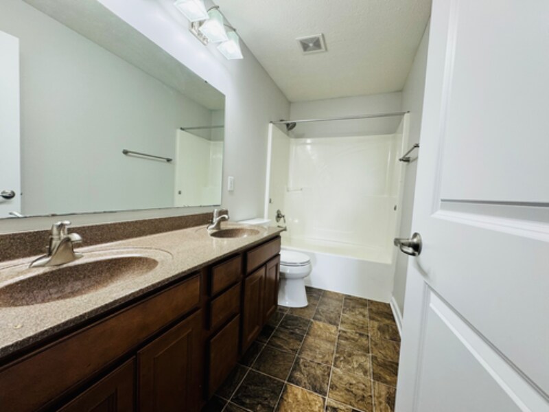 Building Photo - 13255 Minden Dr