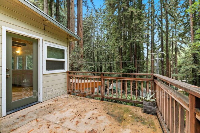 Building Photo - 245 Blue Ridge Dr