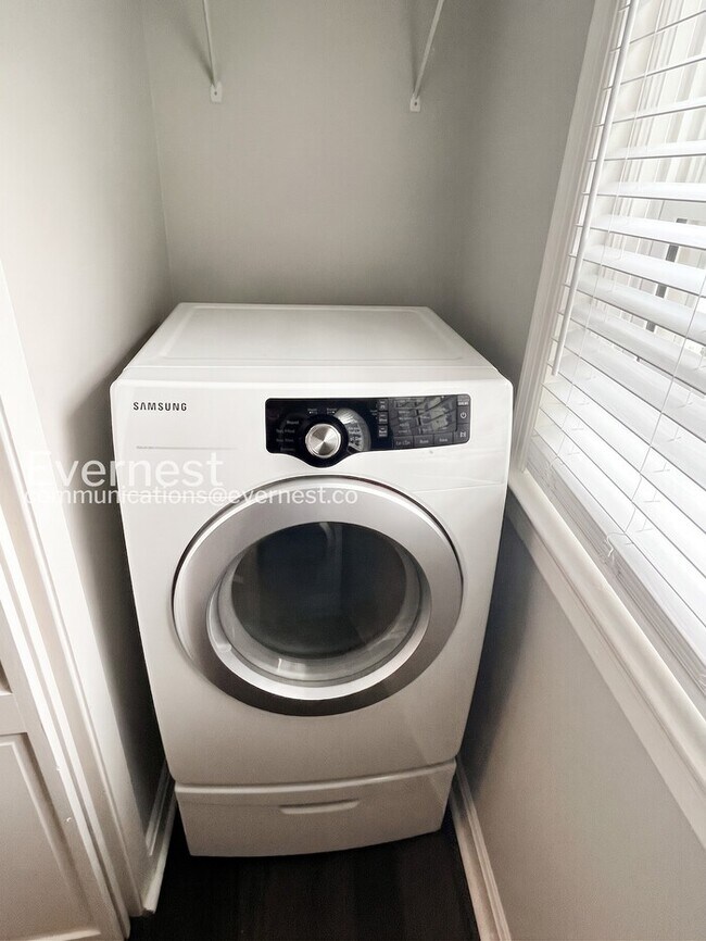 Building Photo - 109 Mayfair Rd