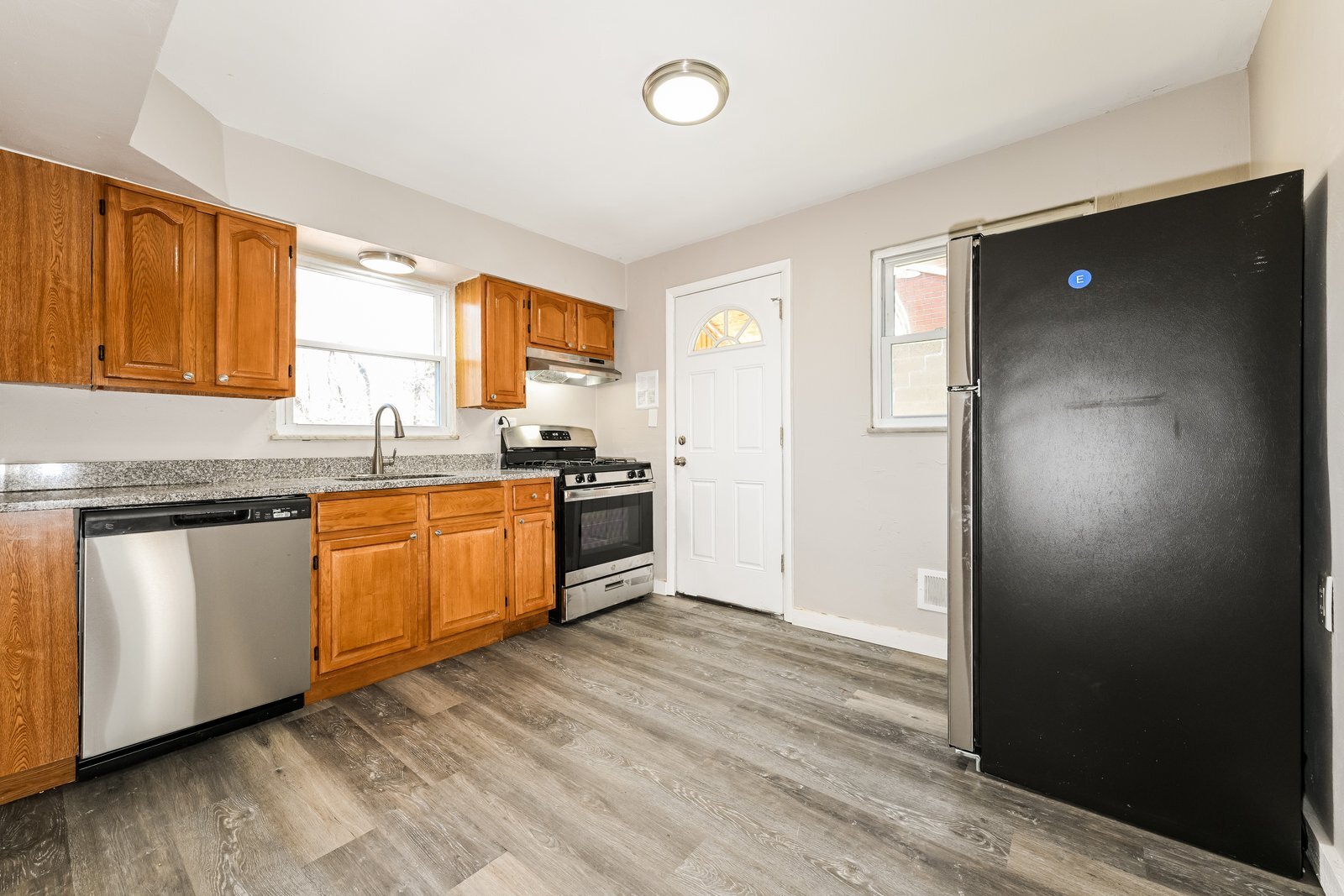 Building Photo - 1727 Wesley St