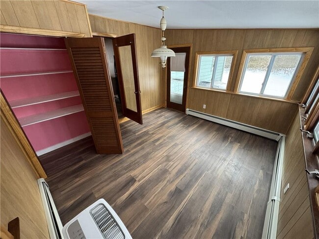 Building Photo - 22 Overhill Rd