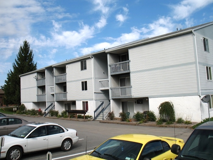 Front of Property - 4 N Hamilton St
