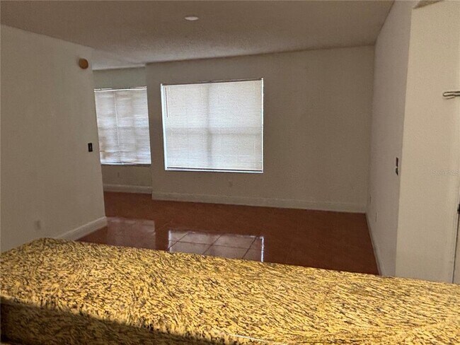 Building Photo - 5152 Conroy Rd