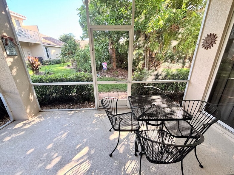 Building Photo - 8155 Carnoustie Pl
