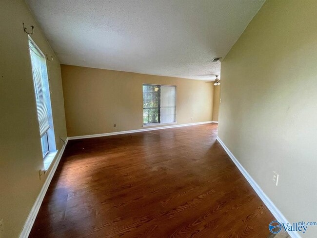 Building Photo - 111 Westscott Dr