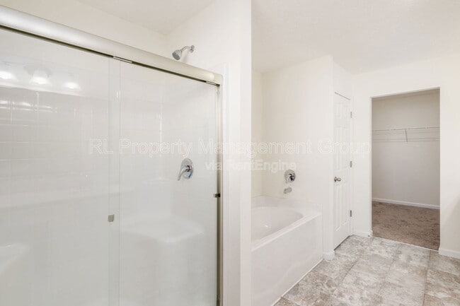 Building Photo - 3306 Lauren Fields Dr S