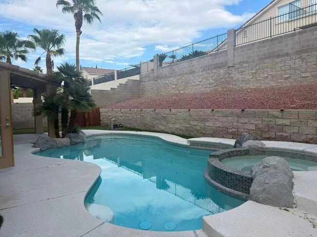 Building Photo - 3079 Paseo Mountain Ave