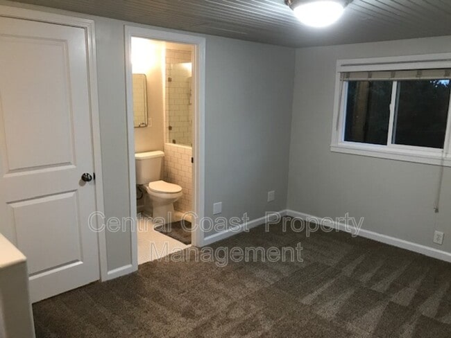 Building Photo - 184 Pacific Ave