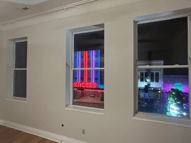 Front bedroom or library - 426 N Roane St