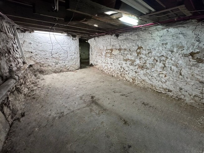 Building Photo - 3 bedroom 2 bath Home in Alburtis