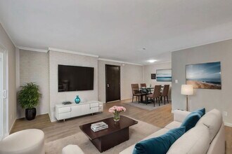 Building Photo - 4304 Batavia Meadows Dr