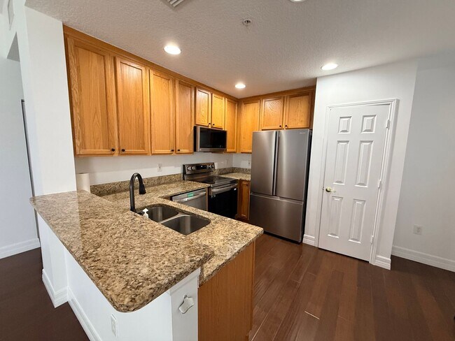 Building Photo - 707 Westpark Way