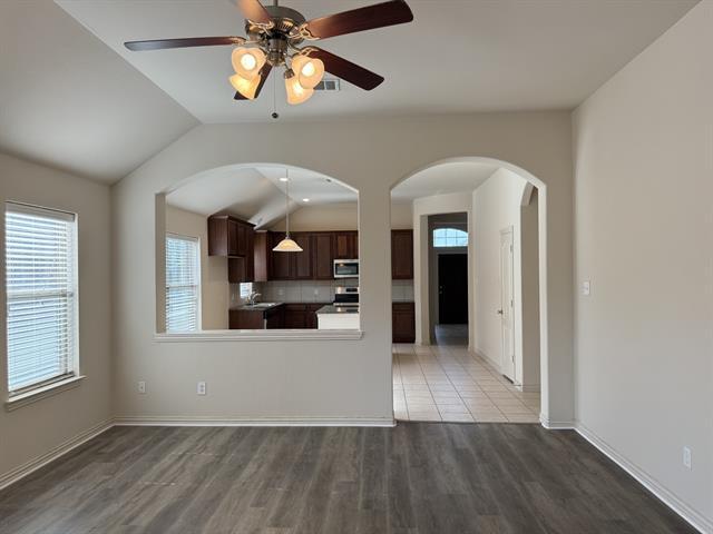 Building Photo - 5121 Hidden Knolls Dr