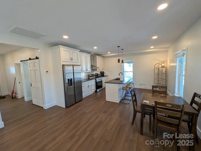 Building Photo - 24 Woodrow Ave