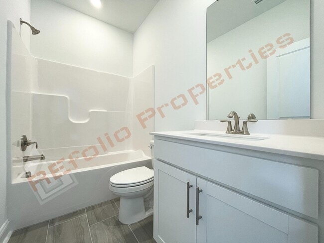 Building Photo - 709 Hardin Hill Lane