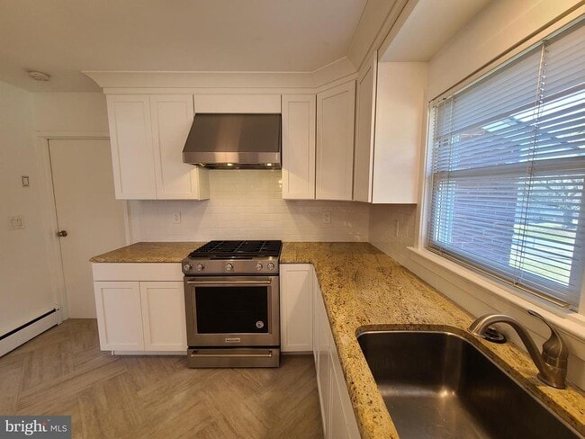 Building Photo - 6 Council Trail