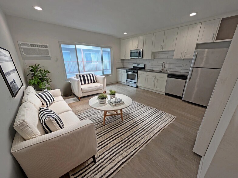 Primary Photo - 6142 Eleanor Ave