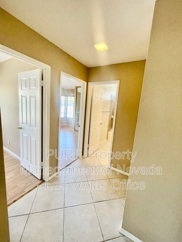Building Photo - 6649 Wayburn Way