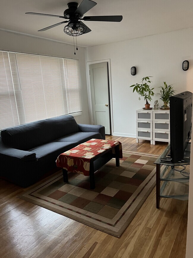 Building Photo - 5015 Nantucket Rd