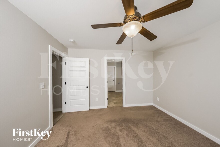 Building Photo - 563 Kincaid Cove Ln