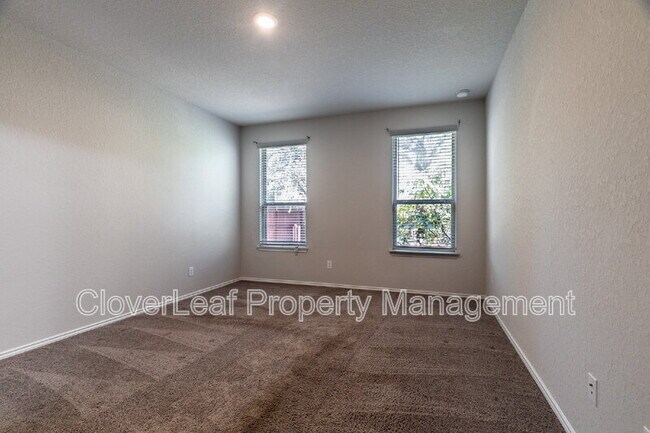 Building Photo - 5043 Segovia Way