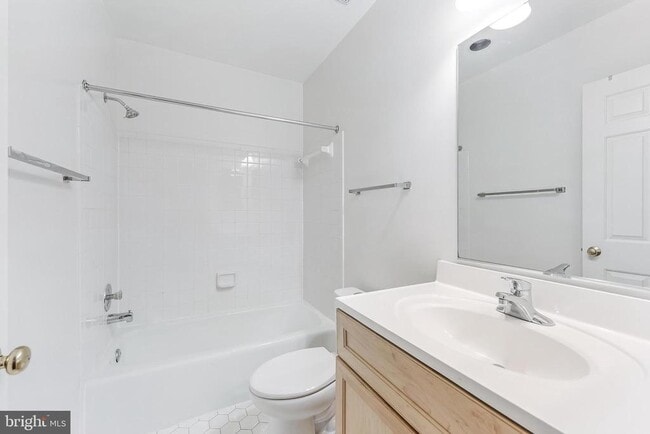 Building Photo - 1443 Hampton Hill Cir