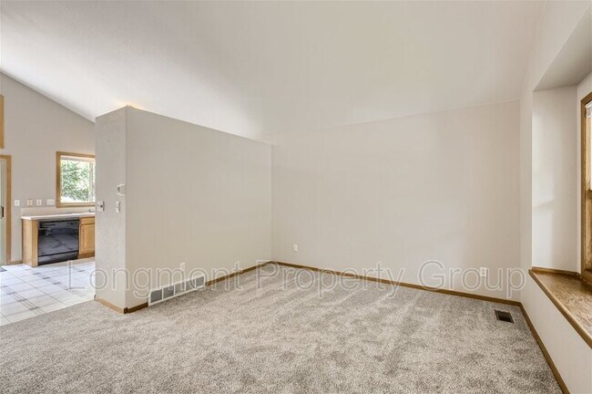 Building Photo - 2231 Stuart St