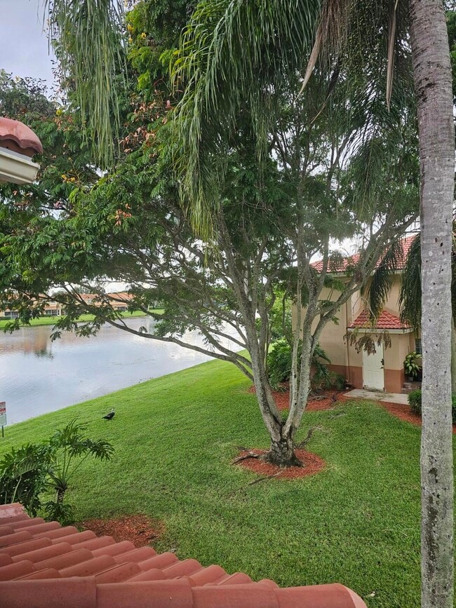 Building Photo - 3490 Briar Bay Blvd