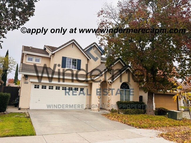 Primary Photo - Bright & Spacious Two-Story home in Natomas Park!!