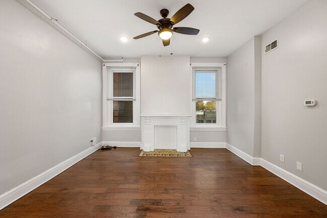 Building Photo - 975 E McMillan St