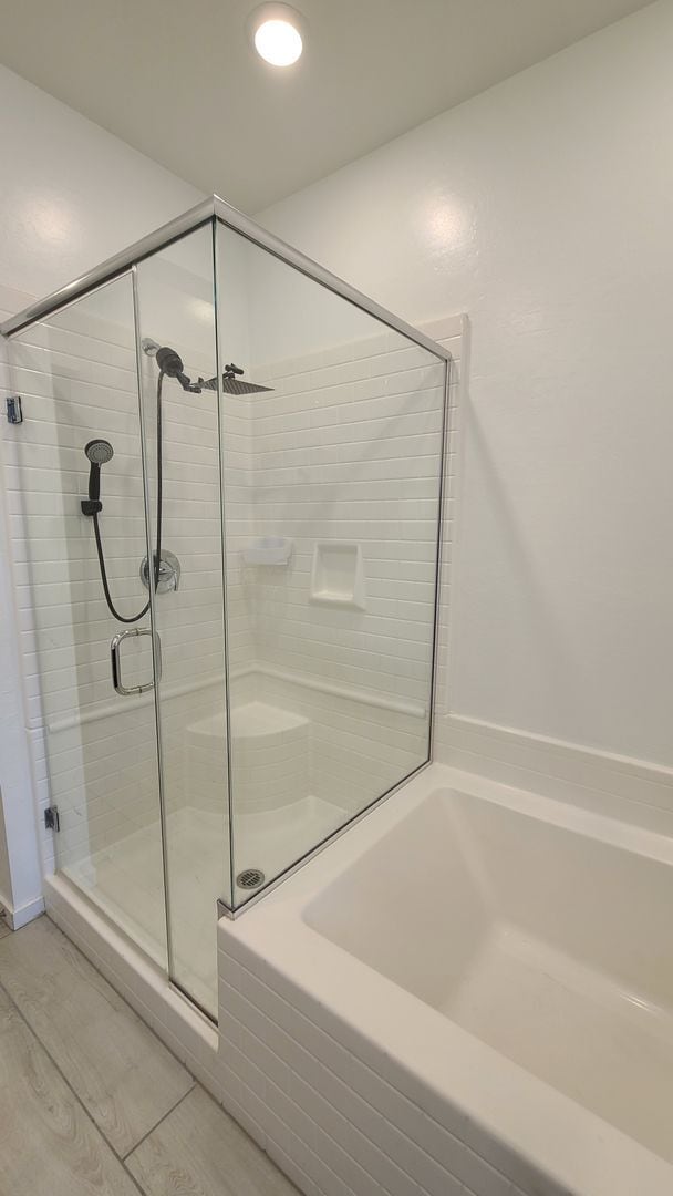 Building Photo - 3 Bedroom 2.5 Bath Townhouse