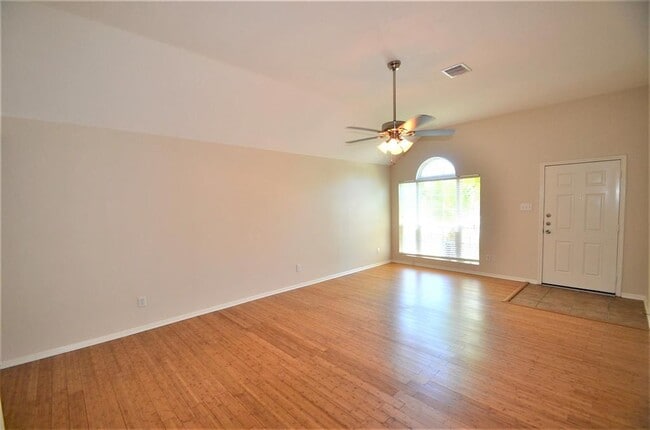 Building Photo - 2307 Stiller Ridge Way