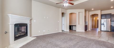 Building Photo - 2025 Lake Vista Dr
