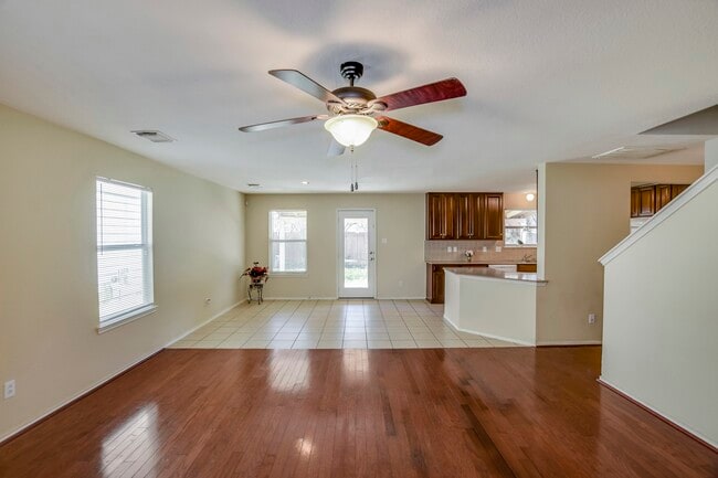 Building Photo - 18231 Valebluff Ln
