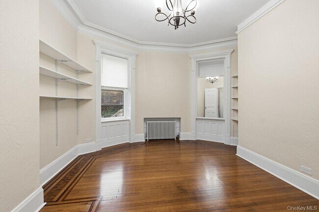 Building Photo - 61 Orchard Ave